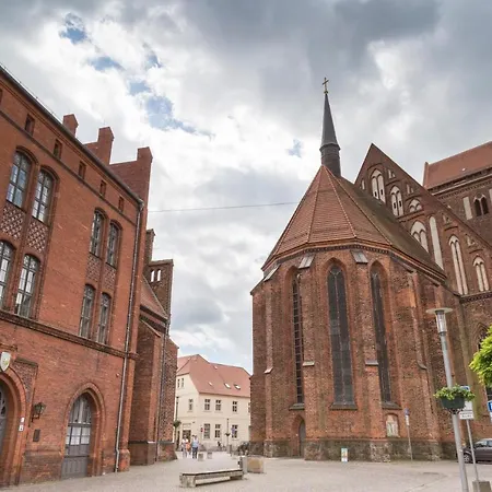 Hotel Kleine Residenz Am Tierpark Perleberg